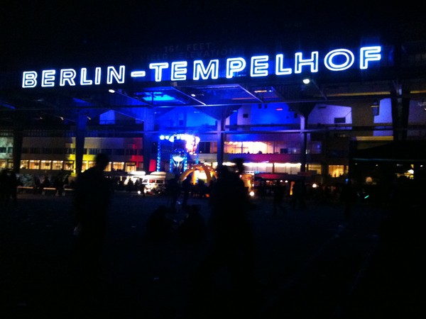 Das Berlin Festival 2010 auf dem Gelände des ehemaligen Flughafen Tempelhof: Die Veranstalter zogen "eine ambivalente Bilanz", was die meisten Besucher ähnlich sahen.
